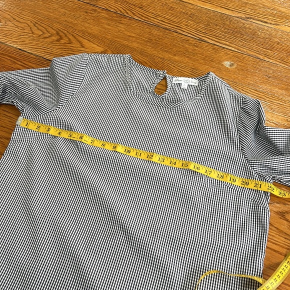 Stem & Vine black/white check top, embroidered sleeves. Size Large. - Picture 7 of 13